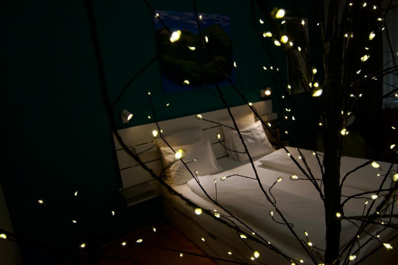 Standard Apartment By Hi5 - St. King Street 16. ブダペスト エクステリア 写真